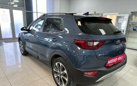 KIA Stonic, 2018 год, 1 770 000 рублей, 3 фотография
