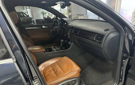 Volkswagen Touareg III, 2013 год, 2 850 000 рублей, 19 фотография