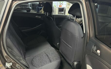 Hyundai Solaris II рестайлинг, 2014 год, 999 000 рублей, 17 фотография