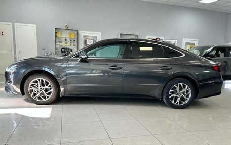 Hyundai Sonata VIII, 2021 год, 2 100 000 рублей, 2 фотография