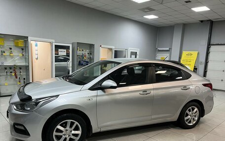 Hyundai Solaris II рестайлинг, 2017 год, 929 000 рублей, 2 фотография