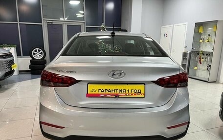 Hyundai Solaris II рестайлинг, 2017 год, 929 000 рублей, 4 фотография