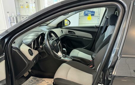 Chevrolet Cruze II, 2011 год, 689 000 рублей, 15 фотография