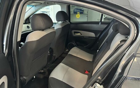 Chevrolet Cruze II, 2011 год, 689 000 рублей, 16 фотография