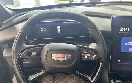 Geely Atlas, 2023 год, 2 499 000 рублей, 13 фотография