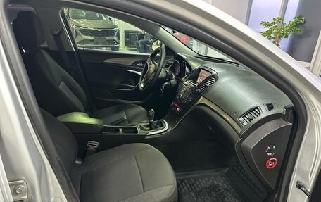 Opel Insignia II рестайлинг, 2011 год, 850 000 рублей, 11 фотография