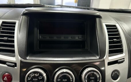 Mitsubishi Pajero Sport II рестайлинг, 2011 год, 1 650 000 рублей, 11 фотография