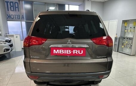 Mitsubishi Pajero Sport II рестайлинг, 2011 год, 1 650 000 рублей, 4 фотография