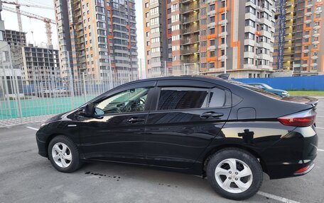 Honda Grace I, 2014 год, 850 000 рублей, 2 фотография