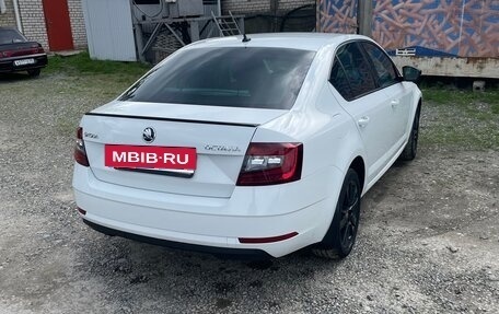 Skoda Octavia, 2018 год, 2 200 000 рублей, 3 фотография