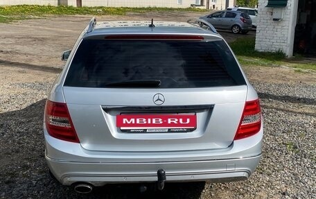 Mercedes-Benz C-Класс, 2012 год, 1 550 000 рублей, 3 фотография