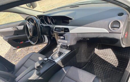 Mercedes-Benz C-Класс, 2012 год, 1 550 000 рублей, 8 фотография