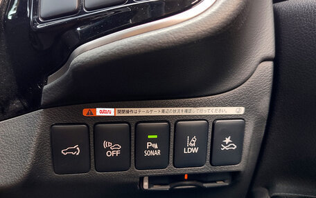 Mitsubishi Outlander III рестайлинг 3, 2018 год, 2 250 000 рублей, 17 фотография