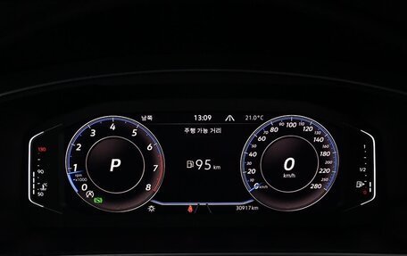 Volkswagen Tiguan II, 2022 год, 2 860 000 рублей, 5 фотография