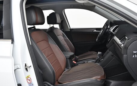 Volkswagen Tiguan II, 2022 год, 2 860 000 рублей, 7 фотография