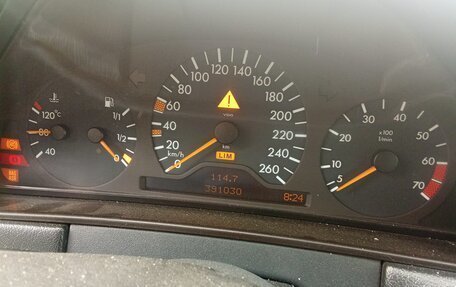 Mercedes-Benz E-Класс, 1997 год, 700 000 рублей, 16 фотография