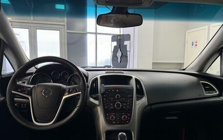 Opel Astra J, 2011 год, 590 000 рублей, 10 фотография