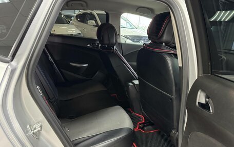 Opel Astra J, 2011 год, 590 000 рублей, 18 фотография