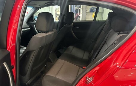 BMW 1 серия, 2006 год, 749 000 рублей, 14 фотография