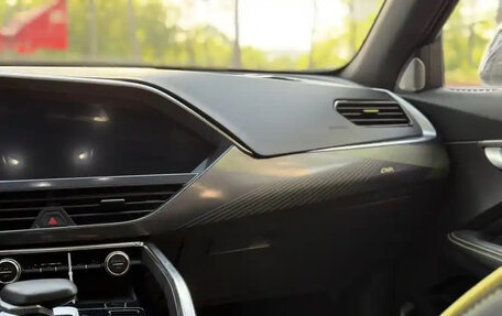 Geely Tugella FY11, 2021 год, 1 550 000 рублей, 13 фотография