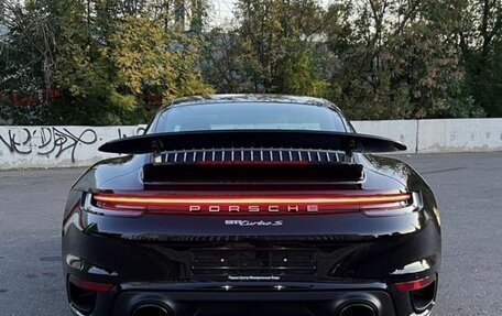 Porsche 911, 2021 год, 25 000 000 рублей, 6 фотография