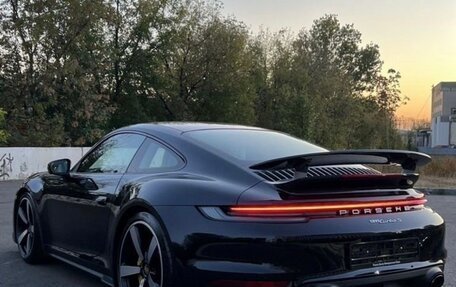 Porsche 911, 2021 год, 25 000 000 рублей, 7 фотография