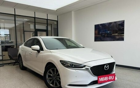 Mazda 6, 2019 год, 1 900 000 рублей, 4 фотография