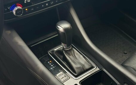 Mazda 6, 2019 год, 1 900 000 рублей, 15 фотография