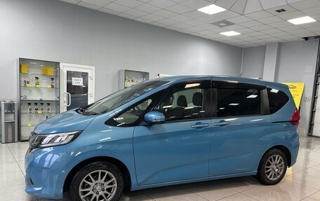 Honda Freed II, 2017 год, 1 760 000 рублей, 2 фотография