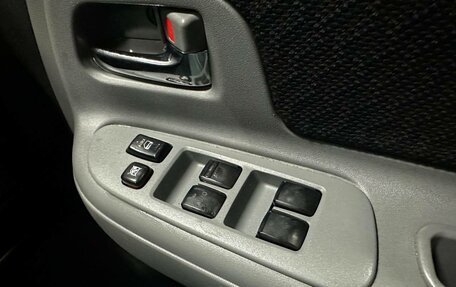 Toyota Sienta I, 2007 год, 579 000 рублей, 13 фотография
