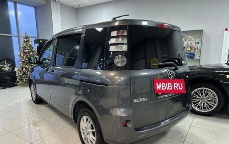 Toyota Sienta I, 2007 год, 579 000 рублей, 3 фотография