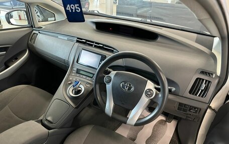 Toyota Prius, 2011 год, 1 329 000 рублей, 11 фотография