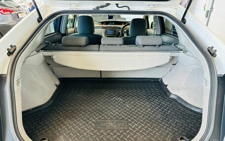 Toyota Prius, 2011 год, 1 329 000 рублей, 19 фотография