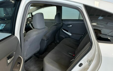 Toyota Prius, 2011 год, 1 329 000 рублей, 17 фотография