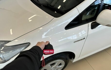 Toyota Prius, 2011 год, 1 329 000 рублей, 20 фотография