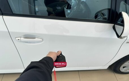 Toyota Prius, 2011 год, 1 329 000 рублей, 27 фотография