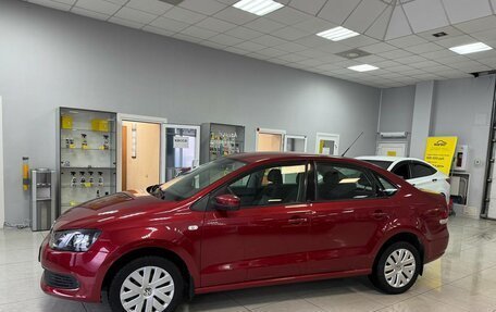 Volkswagen Polo VI (EU Market), 2011 год, 720 000 рублей, 2 фотография
