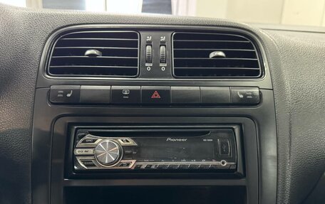 Volkswagen Polo VI (EU Market), 2011 год, 720 000 рублей, 11 фотография