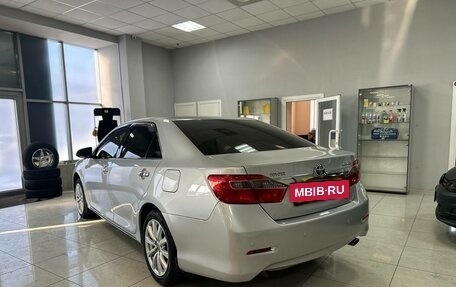 Toyota Camry, 2012 год, 1 700 000 рублей, 3 фотография