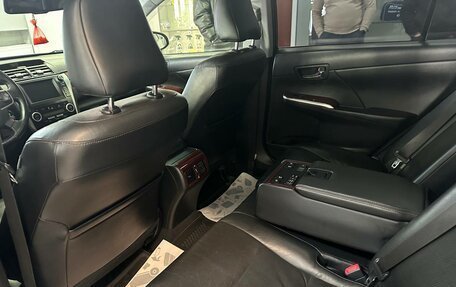 Toyota Camry, 2012 год, 1 700 000 рублей, 21 фотография