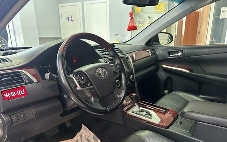 Toyota Camry, 2012 год, 1 700 000 рублей, 20 фотография