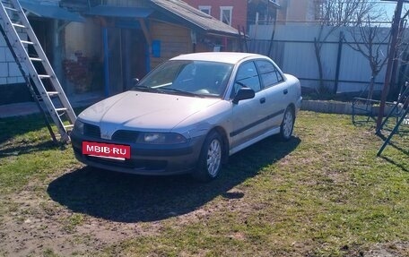 Mitsubishi Carisma I, 2003 год, 260 000 рублей, 2 фотография