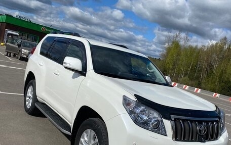 Toyota Land Cruiser Prado 150 рестайлинг 2, 2013 год, 3 599 000 рублей, 18 фотография