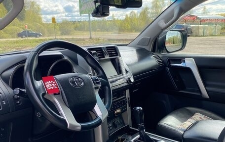 Toyota Land Cruiser Prado 150 рестайлинг 2, 2013 год, 3 599 000 рублей, 15 фотография