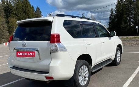 Toyota Land Cruiser Prado 150 рестайлинг 2, 2013 год, 3 599 000 рублей, 17 фотография
