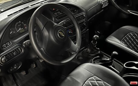 Chevrolet Niva I рестайлинг, 2018 год, 830 000 рублей, 6 фотография