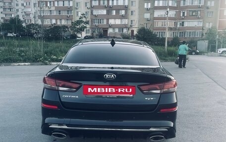 KIA Optima IV, 2018 год, 2 500 000 рублей, 3 фотография
