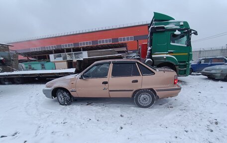 Daewoo Nexia I рестайлинг, 2002 год, 99 000 рублей, 2 фотография