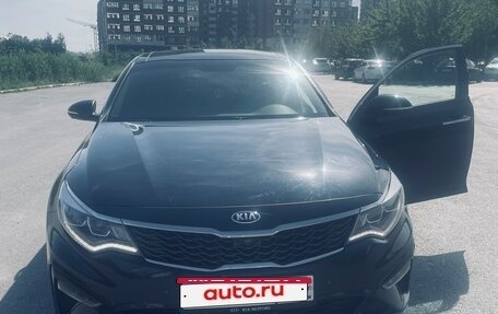 KIA Optima IV, 2018 год, 2 500 000 рублей, 10 фотография