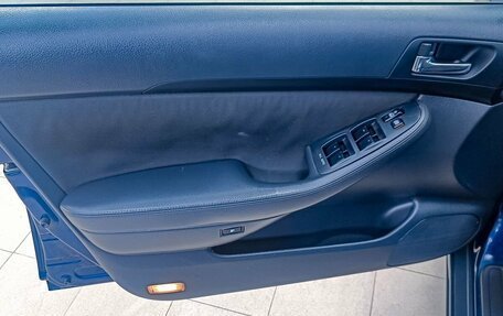 Toyota Avensis III рестайлинг, 2008 год, 799 000 рублей, 10 фотография